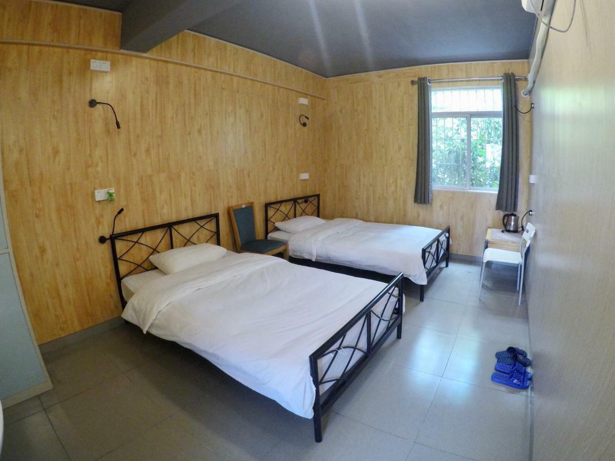 Dong Shan Gaga Hostel Гуанчжоу Экстерьер фото