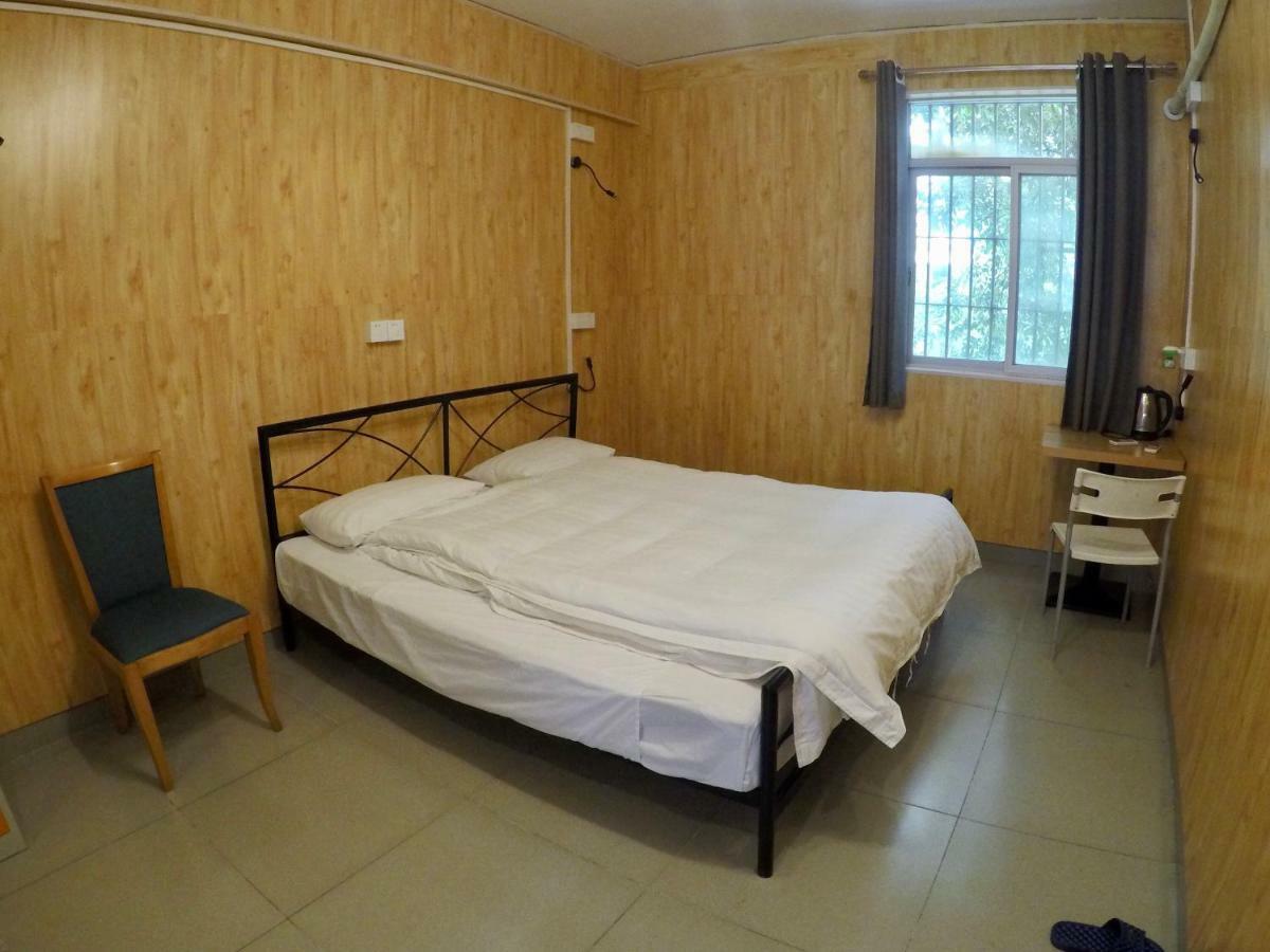 Dong Shan Gaga Hostel Гуанчжоу Экстерьер фото
